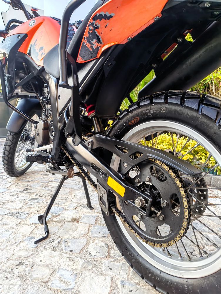 UM Dsr Adventure Adventure TT - 30