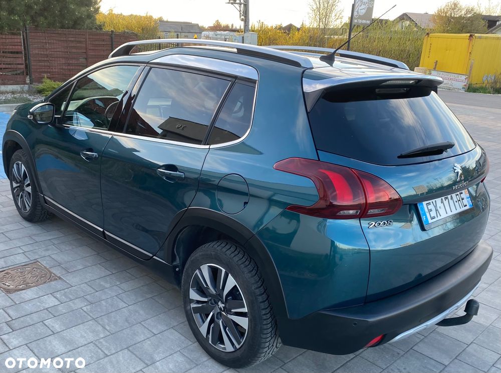 Peugeot 2008 BlueHDi 100 STOP & START Allure - 24