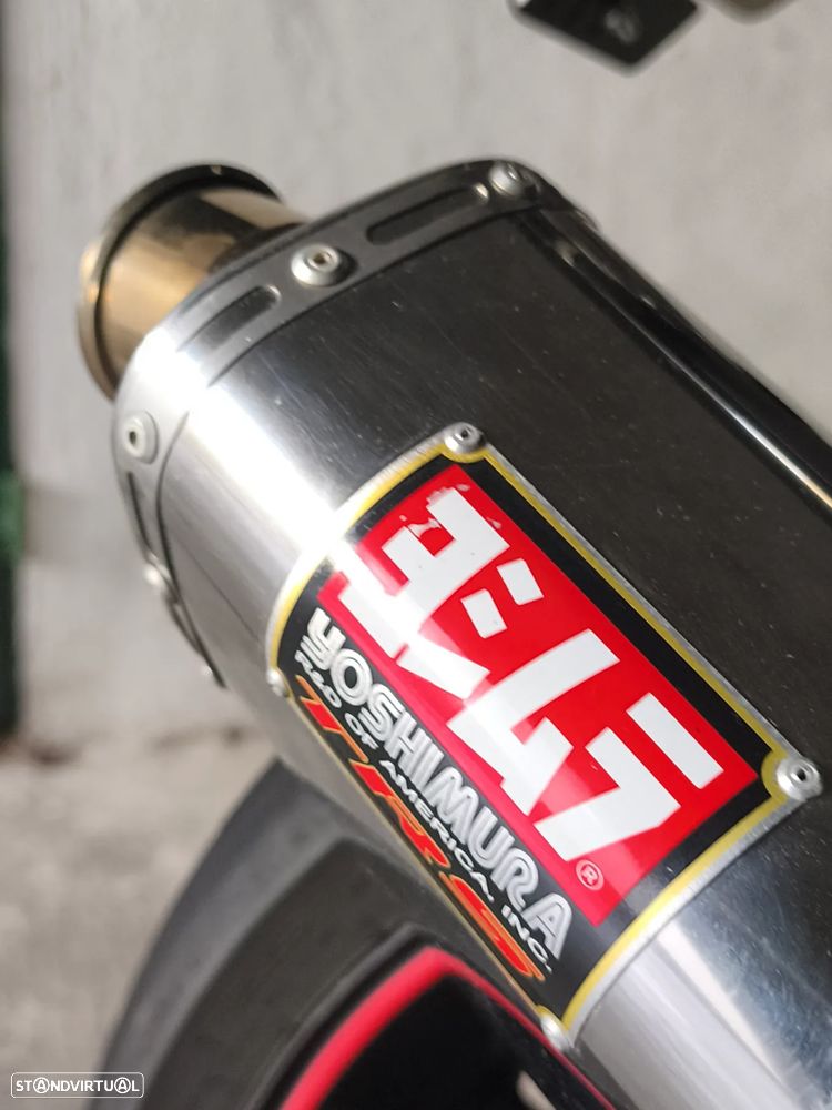 Suzuki GSX-R Sport - 11