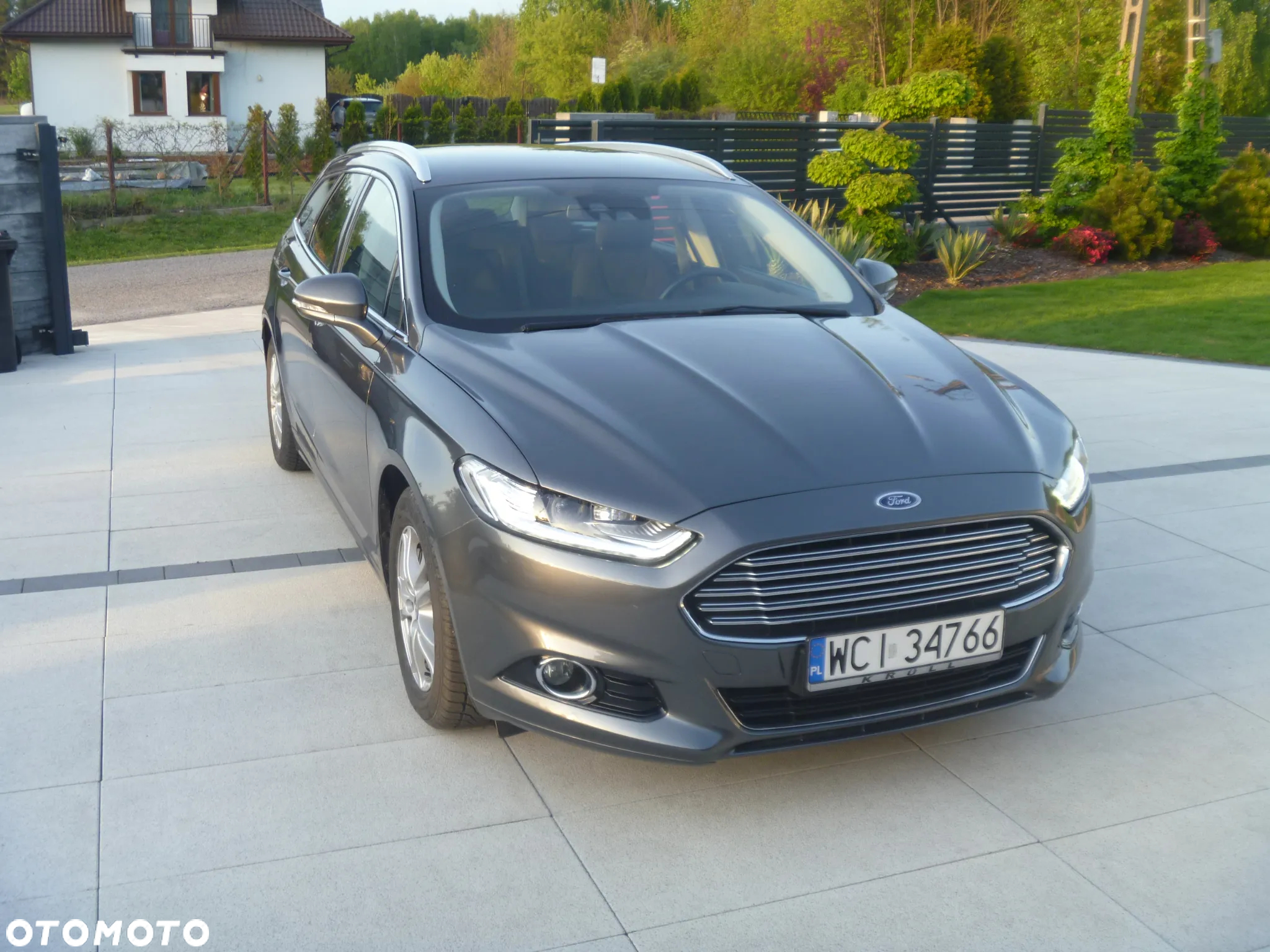Ford Mondeo 2.0 TDCi Titanium PowerShift - 4