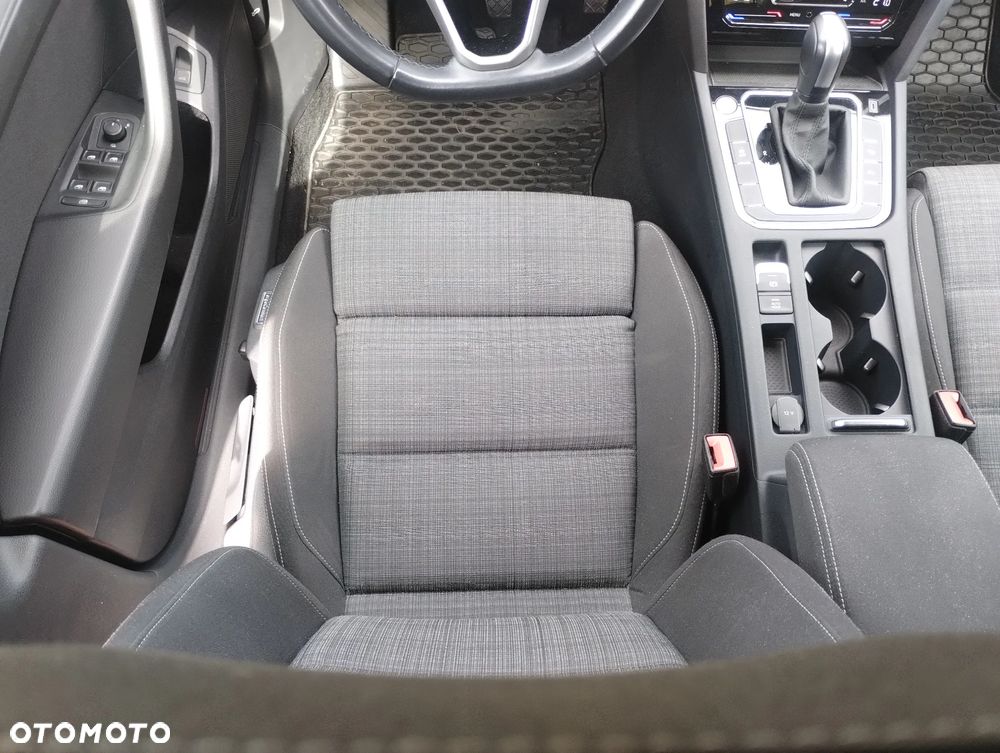 Volkswagen Passat 1.5 TSI EVO Business DSG - 16