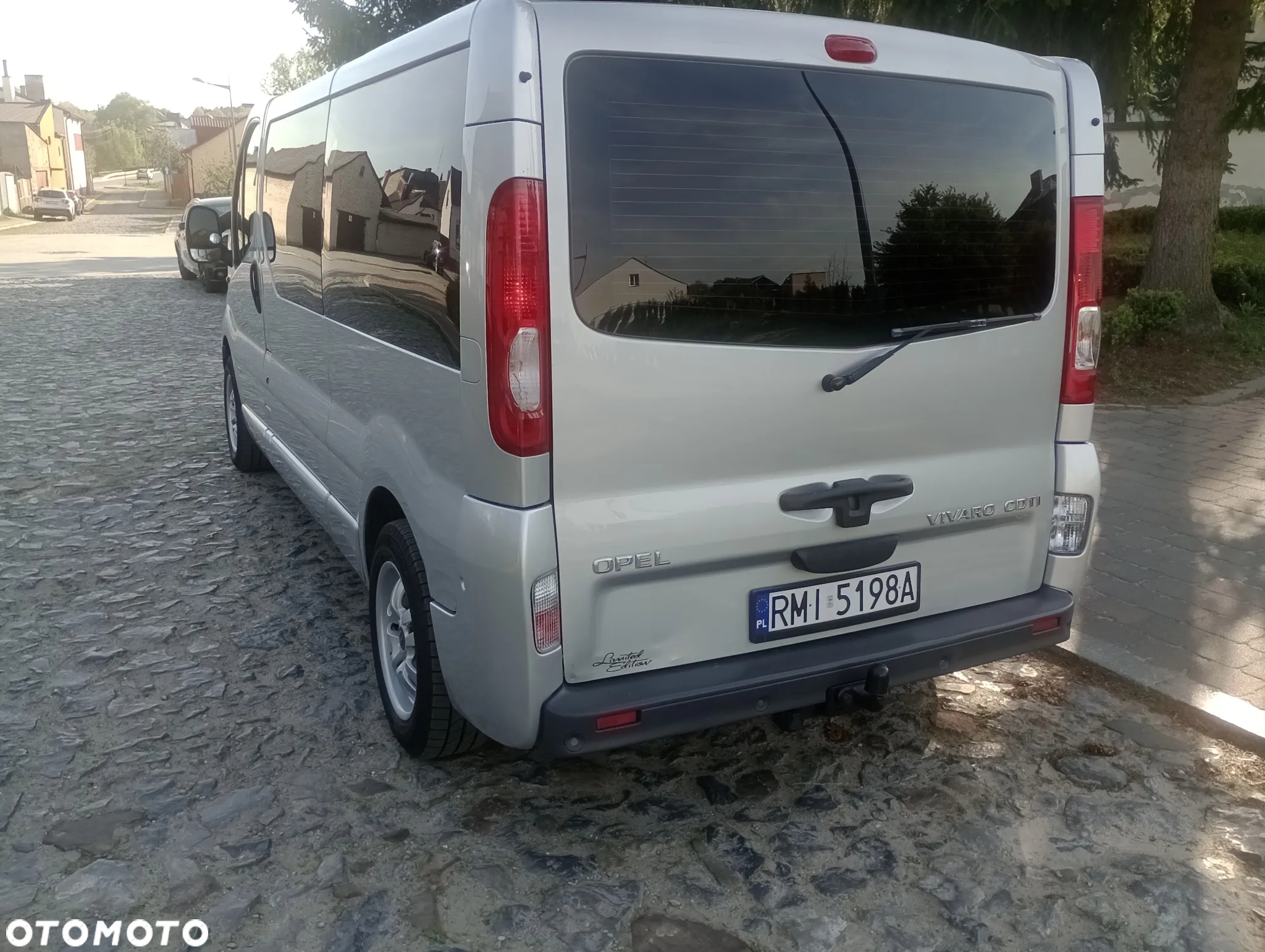 Opel Vivaro Life Cosmo L2H1 - 2