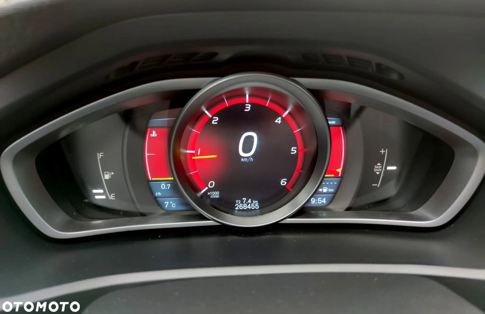 Volvo V40 D2 Momentum - 30