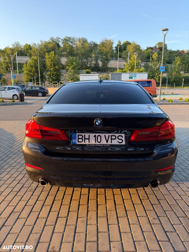 BMW Seria 5 530i xDrive AT - 3