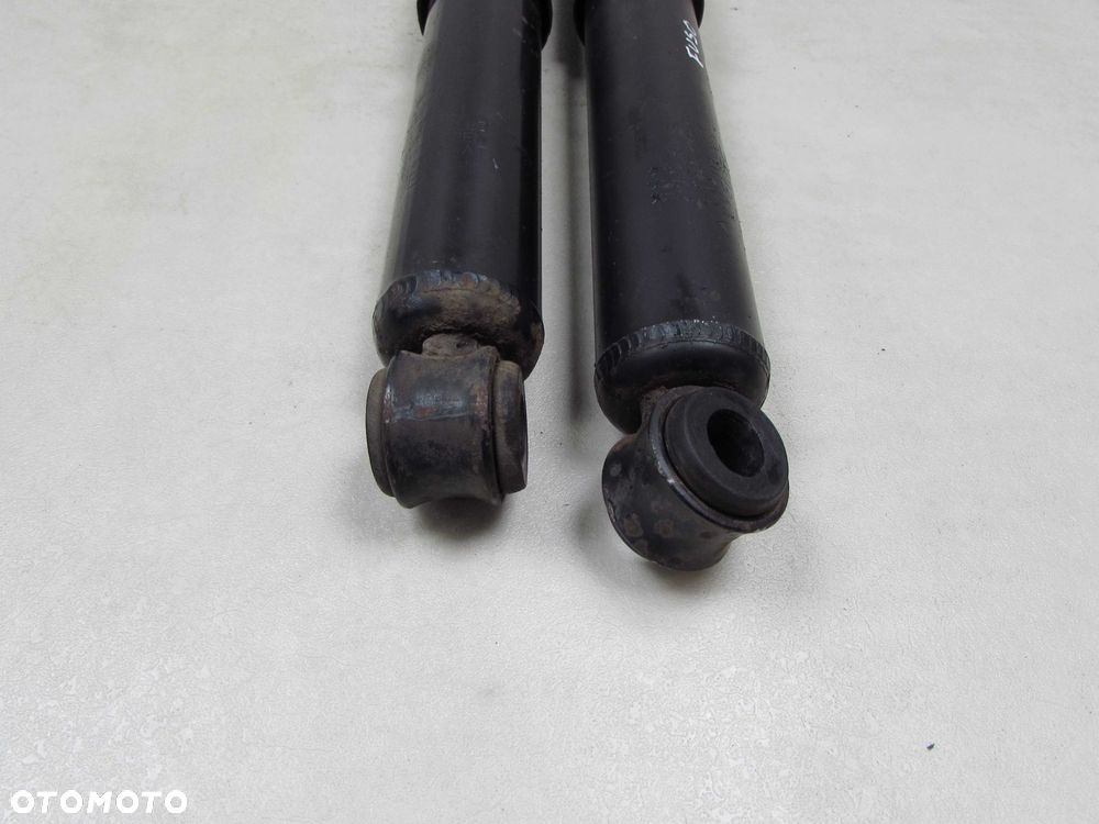 MITSUBISHI CANTER FUSO 7C 9C 17R AMORTYZATOR AMORTYZATORY TYL ML238164 13-22 - 2