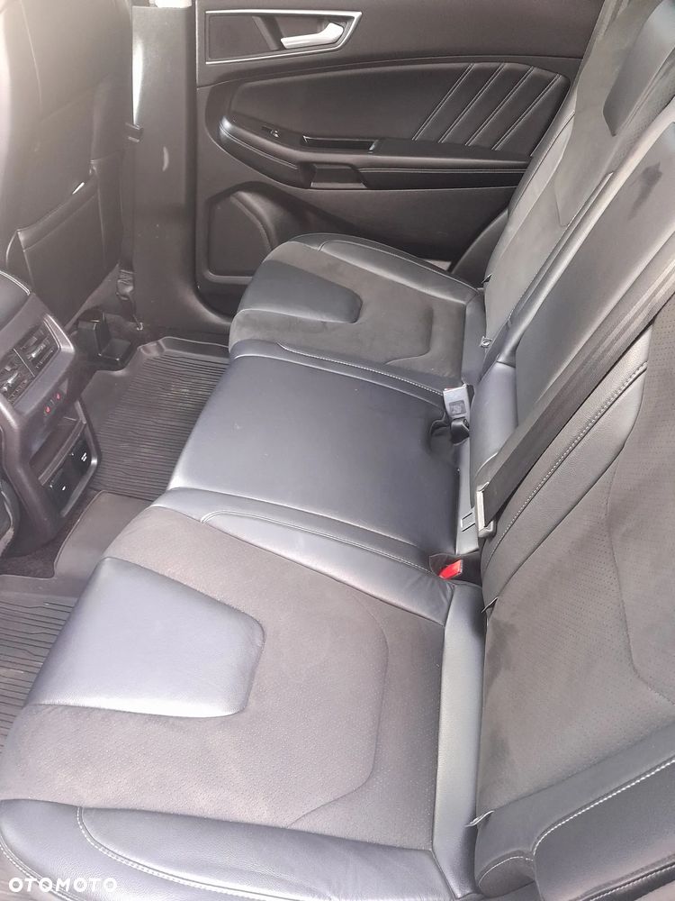 Ford Edge - 9