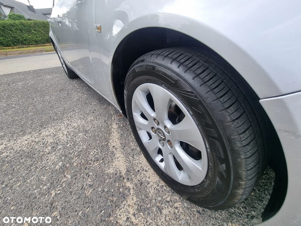 Opel Insignia 2.0 CDTI Active - 17