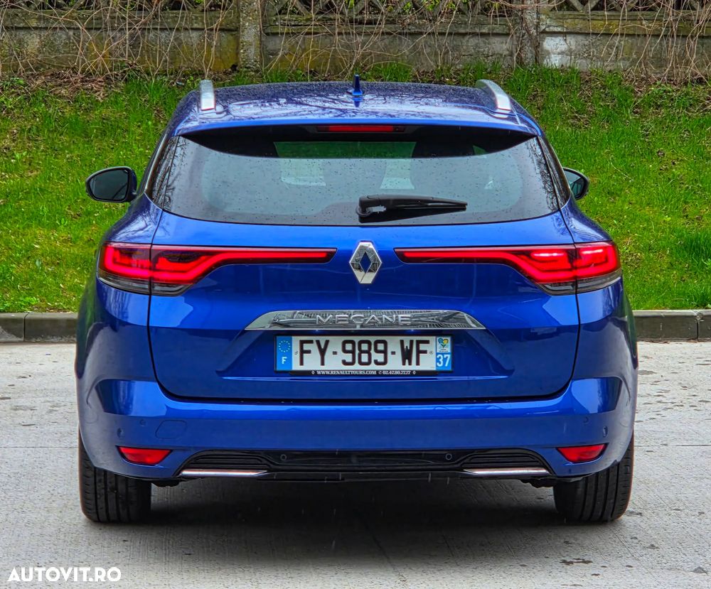 Renault Megane BLUE dCi 115 EDC BOSE EDITION - 10