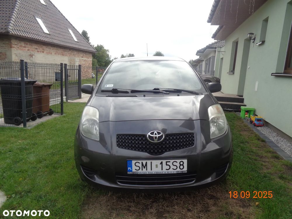 Toyota Yaris 1.3 Luna - 1