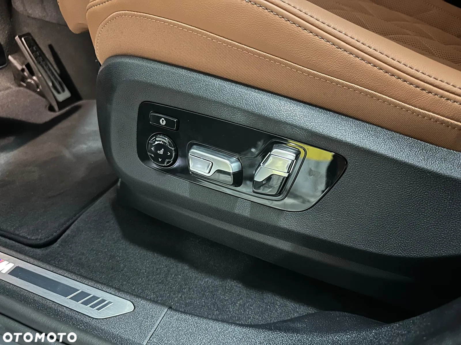 BMW X6 xDrive40d mHEV - 18