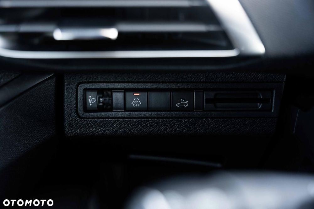 Peugeot 3008 - 19