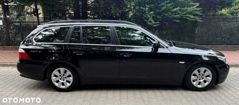 BMW Seria 5 525d - 10