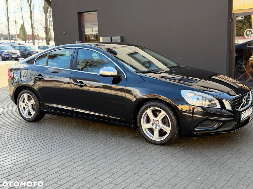 Volvo S60 D4 R-Design - 16