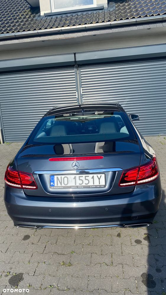 Mercedes-Benz Klasa E 250 7G-TRONIC - 4