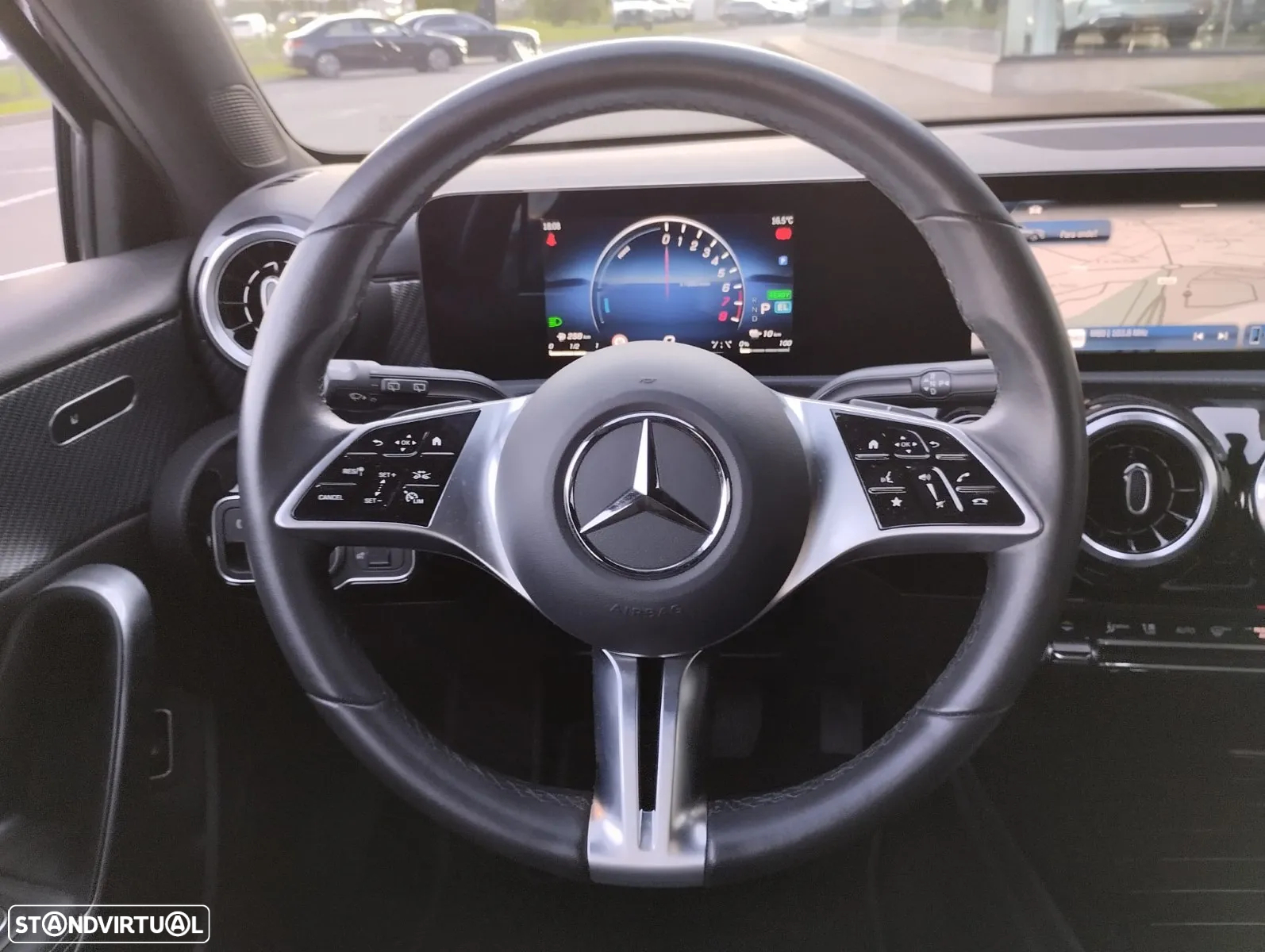 Mercedes-Benz A 250 e - 4