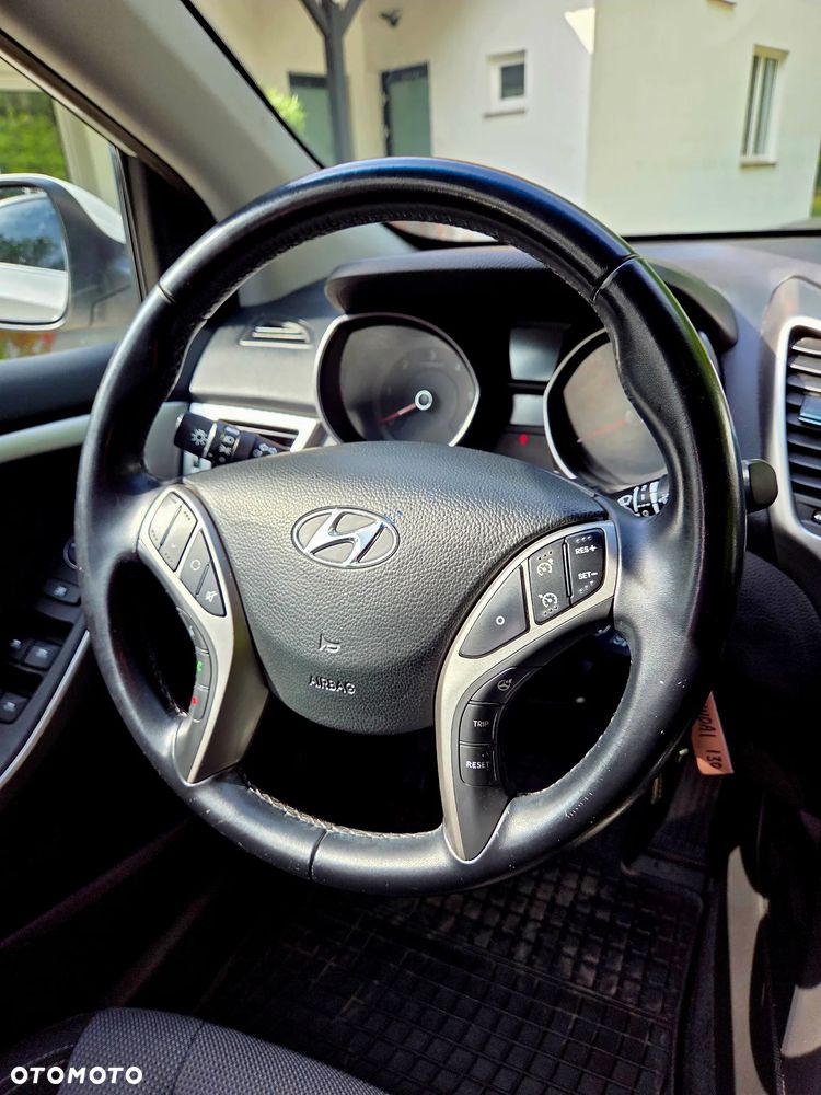 Hyundai i30 1.6 CRDi Premium - 12