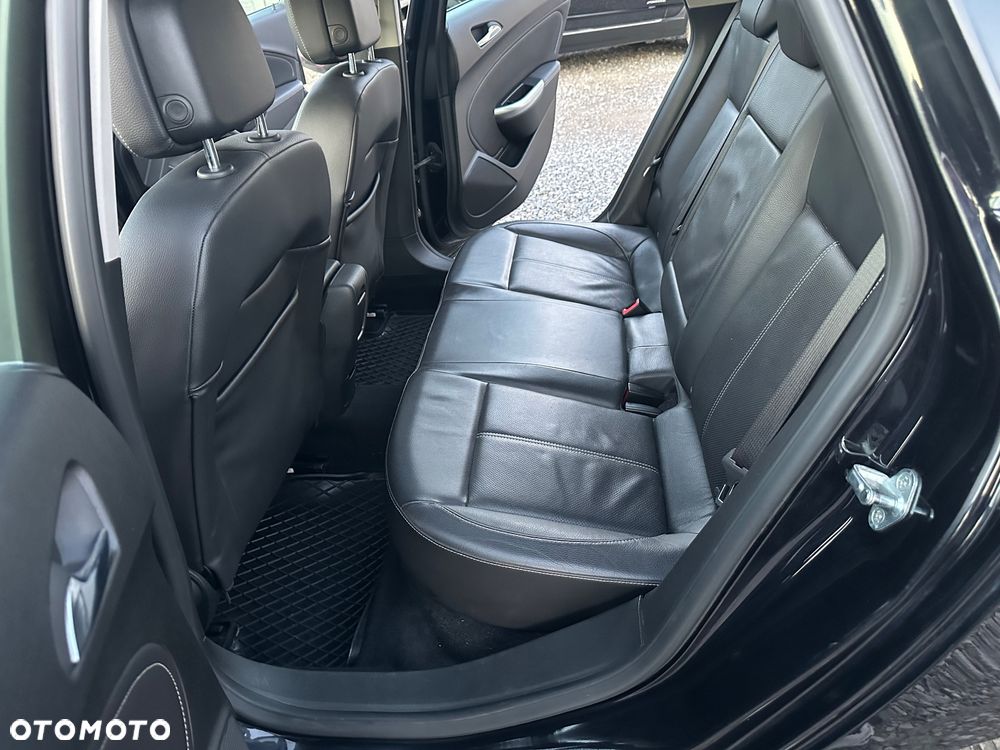 Opel Astra 1.6 T Cosmo - 20