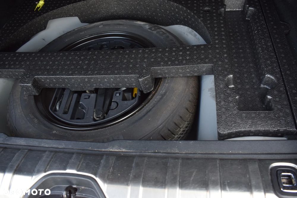 Peugeot 2008 1.2 Pure Tech GPF Crossway S&S EAT6 - 17