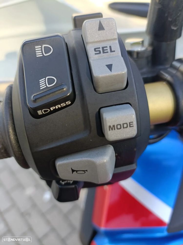 Honda Africa Twin - 8