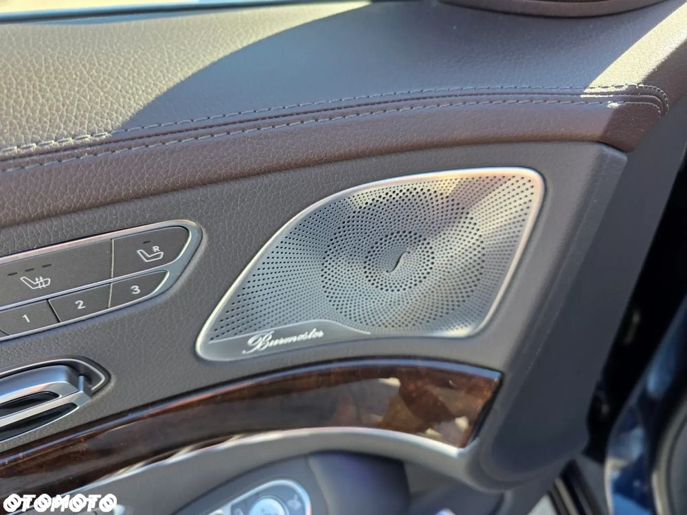 Mercedes-Benz Klasa S 560 4-Matic L 9G-TRONIC - 31