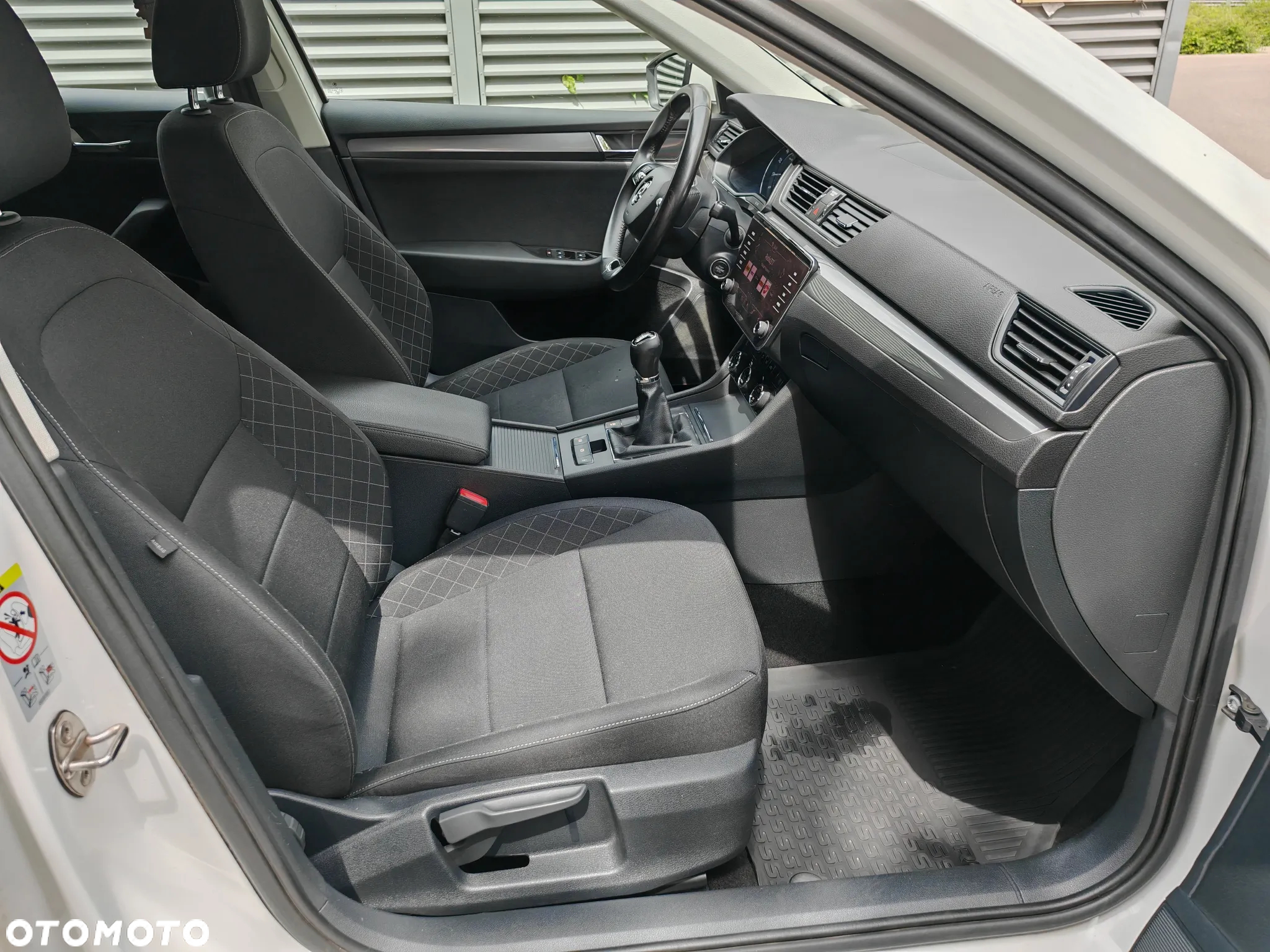 Skoda Superb 1.5 TSI ACT Active - 18