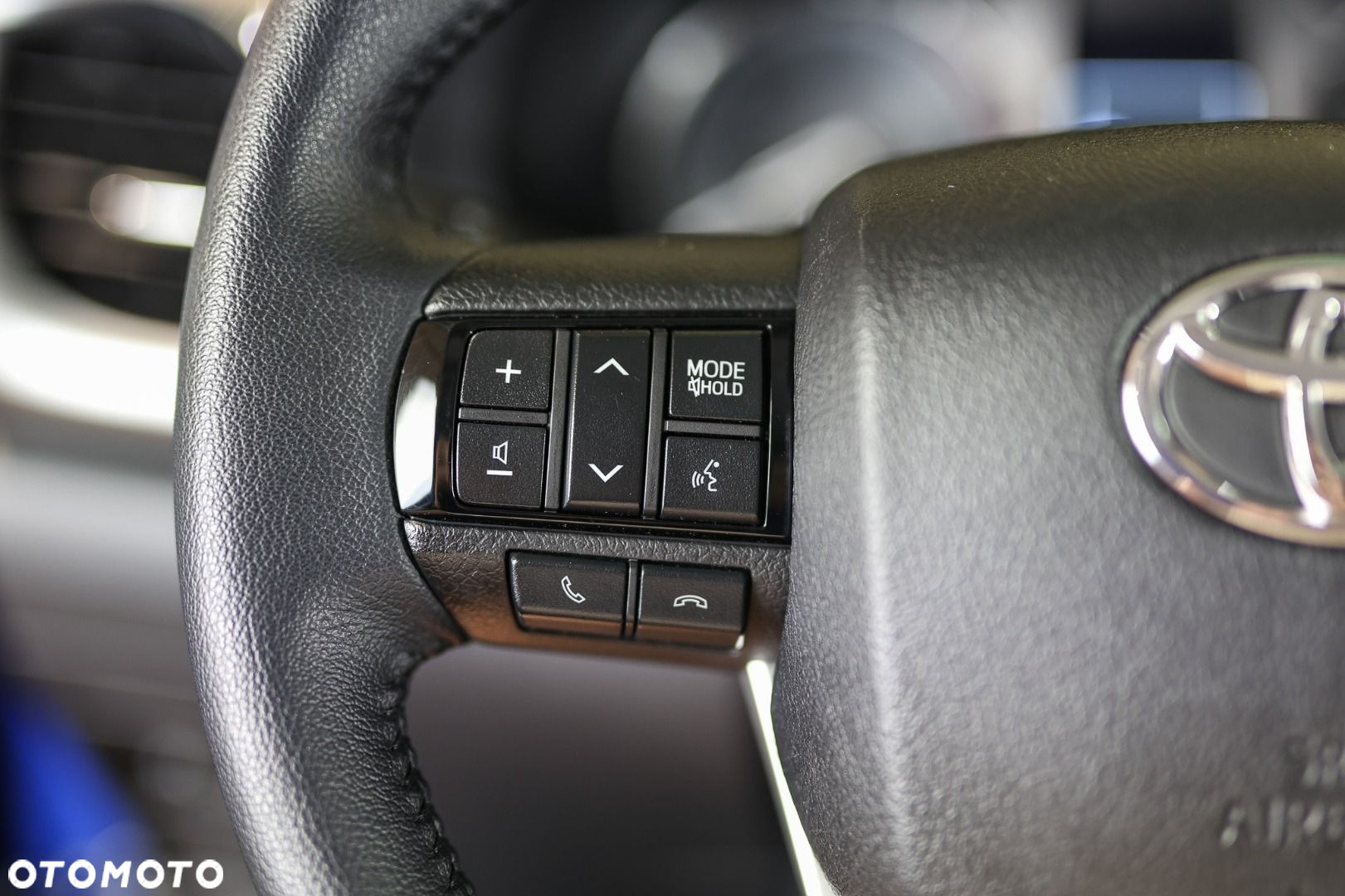 Toyota Hilux - 13