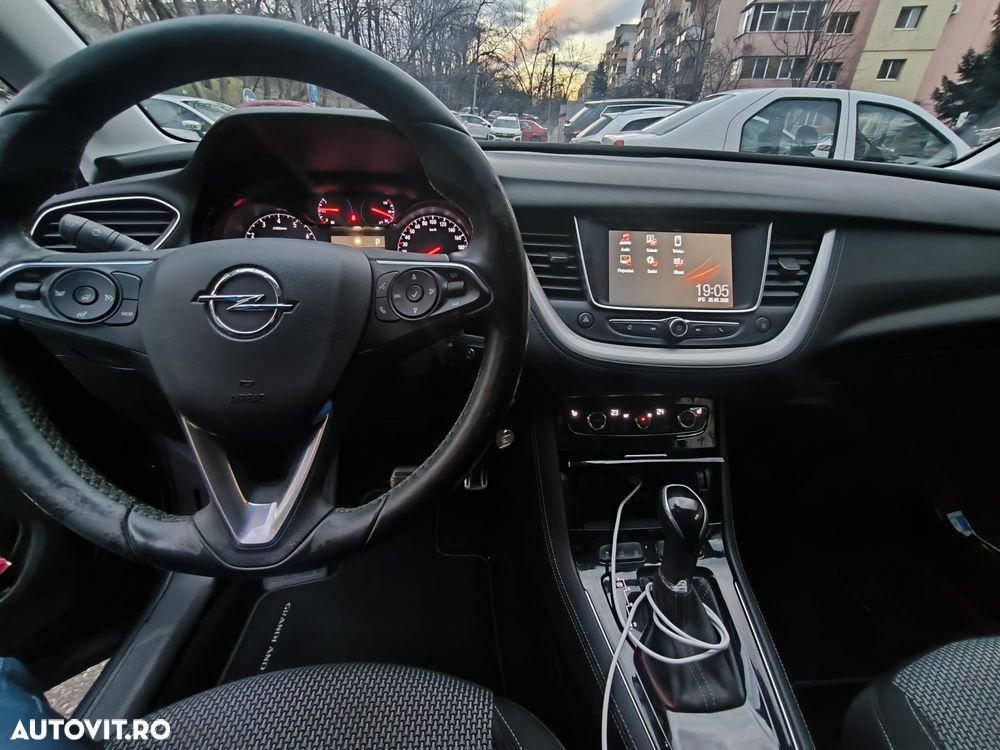 Opel Grandland X 1.2 Turbo START/STOP Aut. Design Line - 5