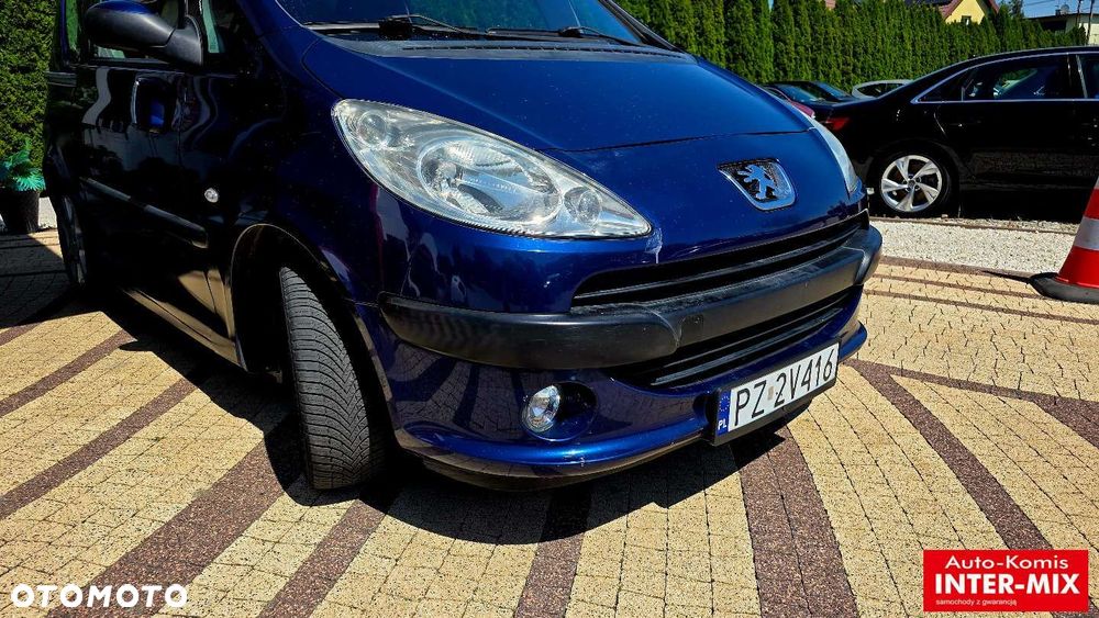 Peugeot 1007 - 10
