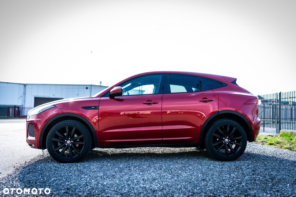 Jaguar E-Pace 2.0 i4D AWD R-Dynamic - 8