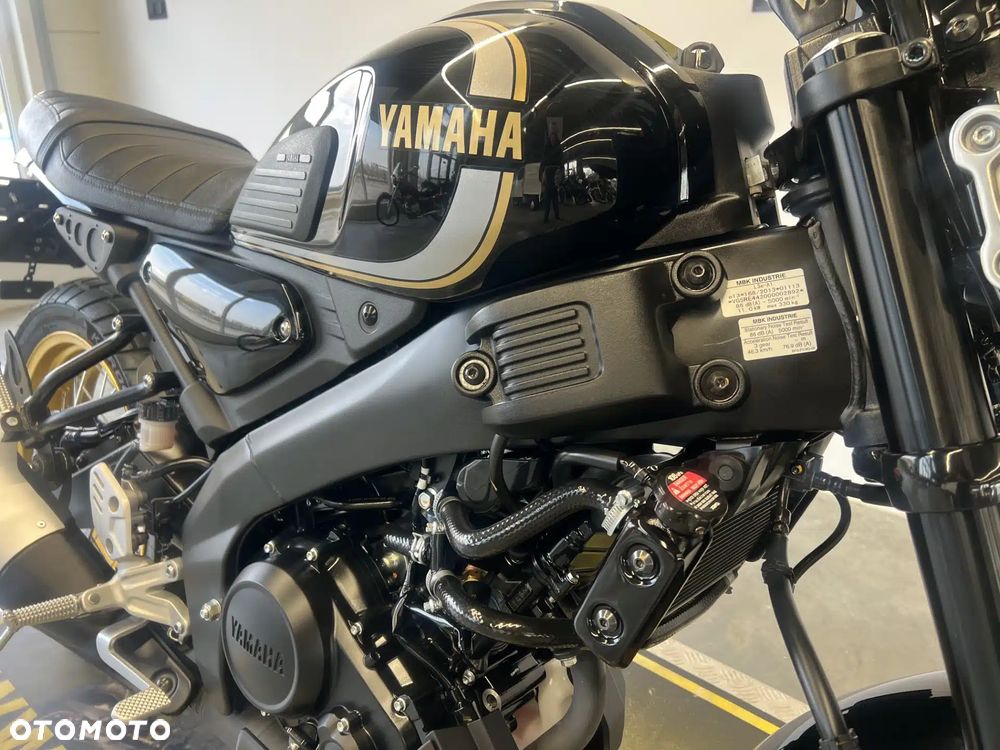 Yamaha XSR - 23