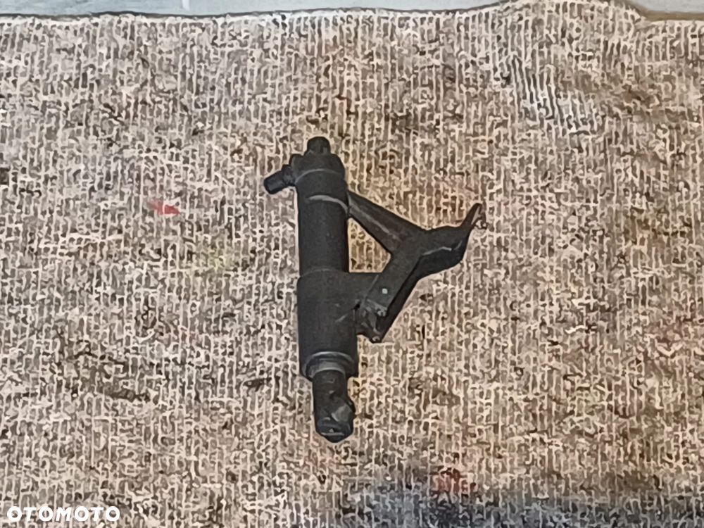 NR 91 Spryskiwacze lamp przód do Audi A4 B9 2016-2019 8W0955102 8W0955101 - 3