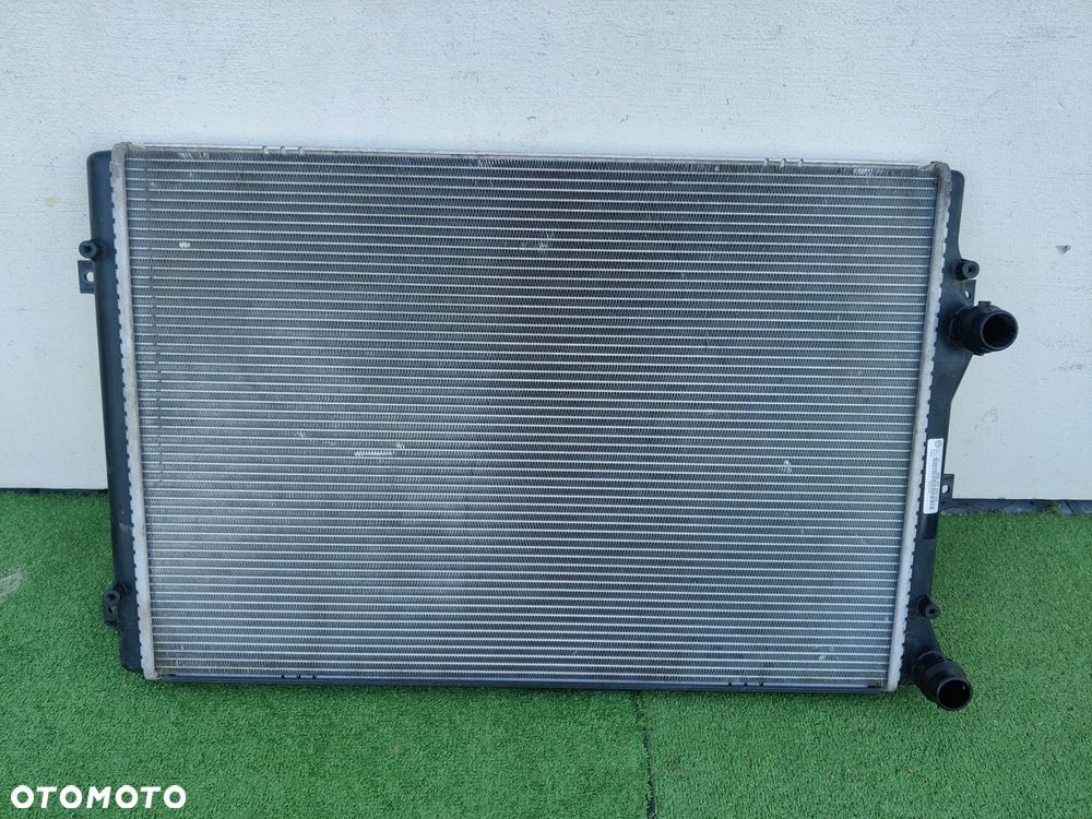 Chlodnica wody 5K0121251AA