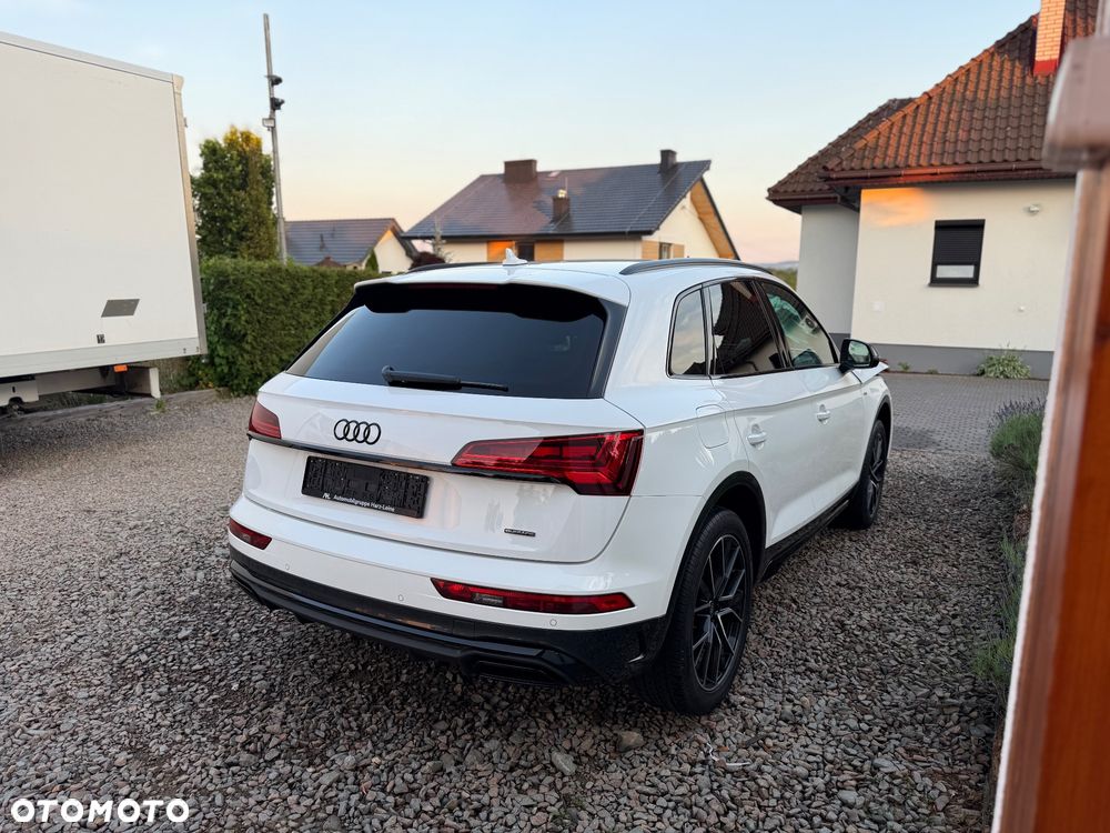 Audi Q5 40 TDI quattro S tronic S line - 4