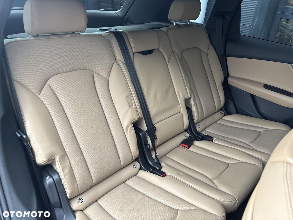 Audi Q7 - 26