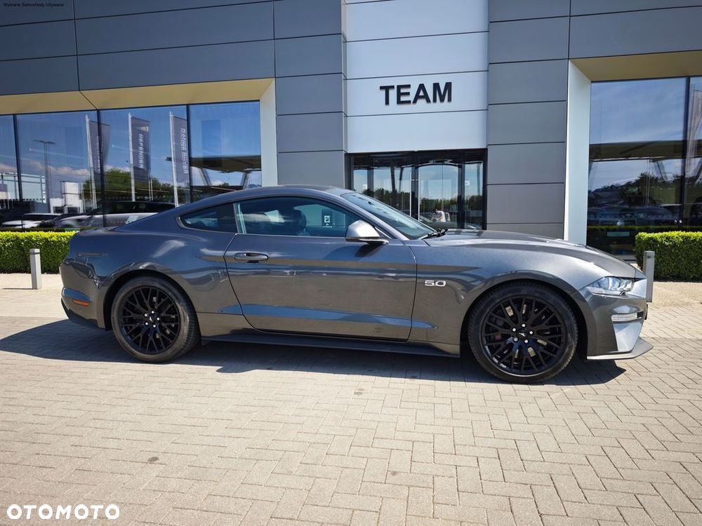 Ford Mustang - 7