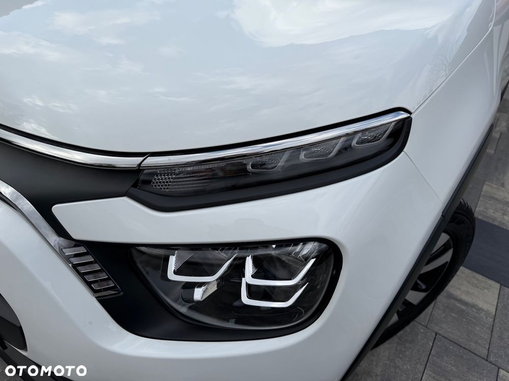 Citroën C3 1.2 PureTech Shine - 18