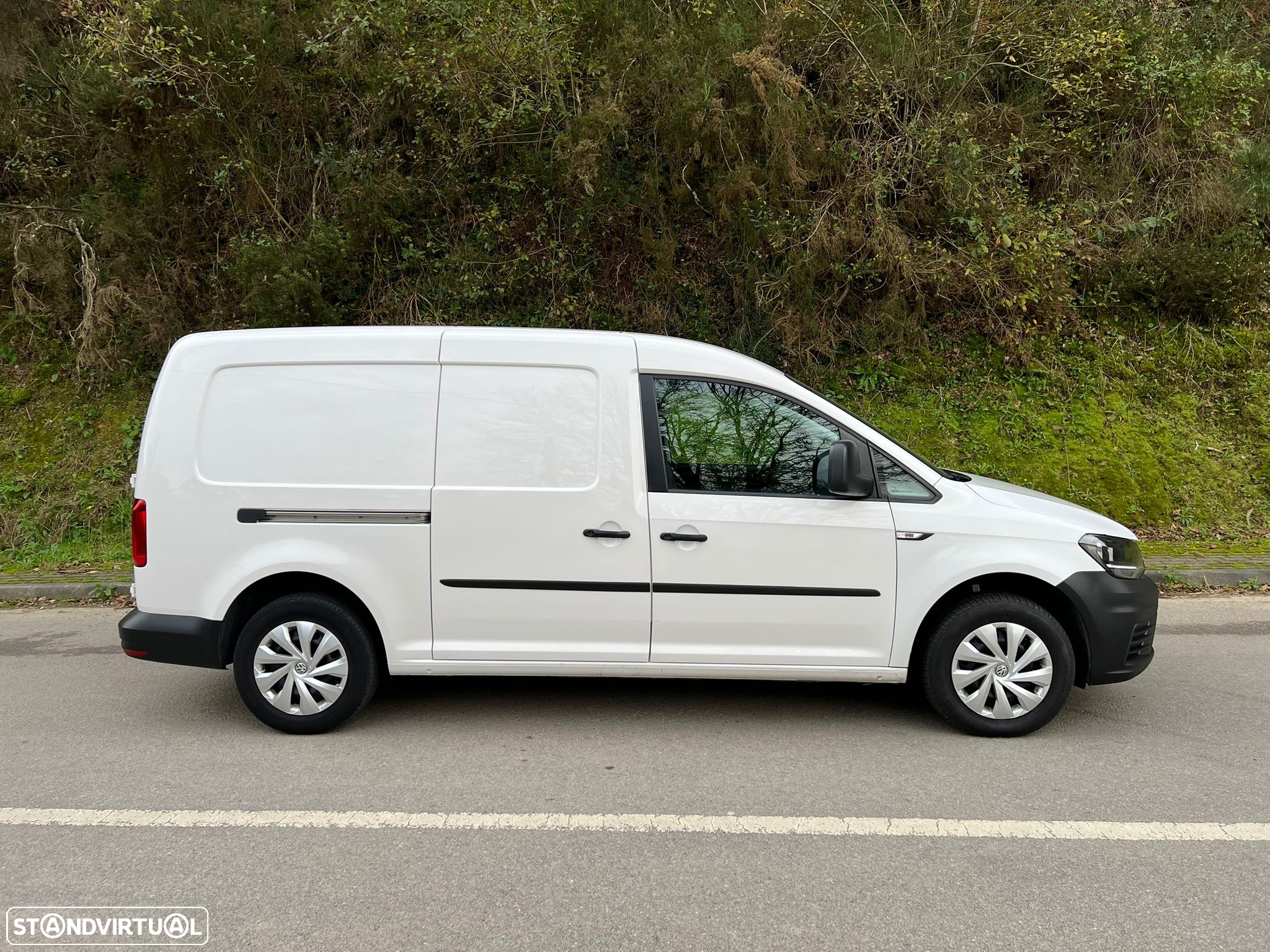 VW Caddy max - 4