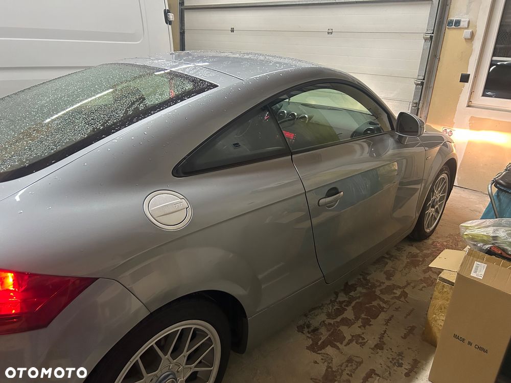 Audi TT Coupé 2.0 TDI quattro - 10