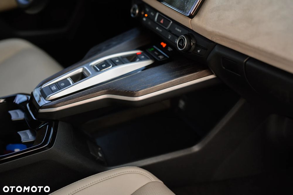 Honda Clarity - 12