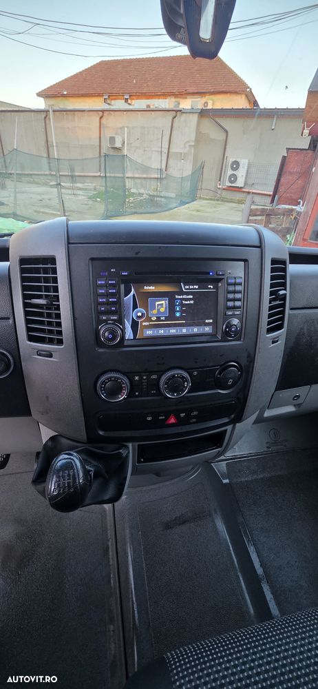 Mercedes-Benz Sprinter 906.211 - 12