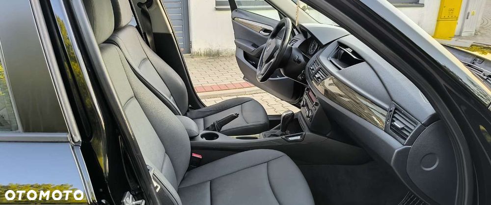 BMW X1 sDrive18i Sport Line - 34