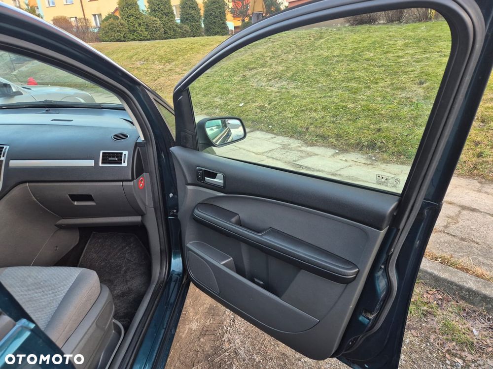 Ford Focus C-Max - 8