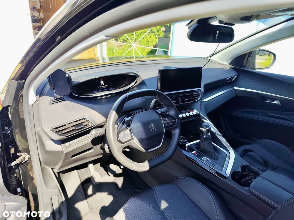 Peugeot 3008 1.2 PureTech Allure Pack S&S - 4