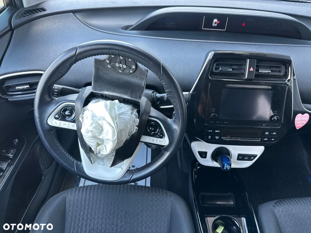 Toyota Prius - 32
