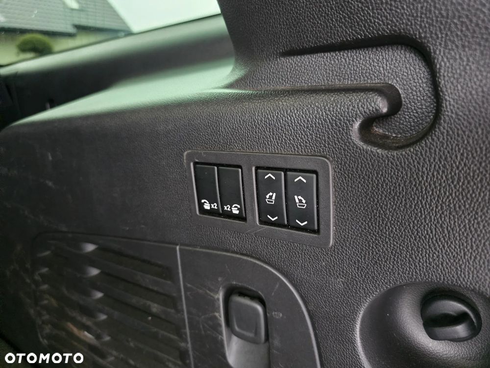 Cadillac Escalade 6.2 V8 ESV Platinum - 22
