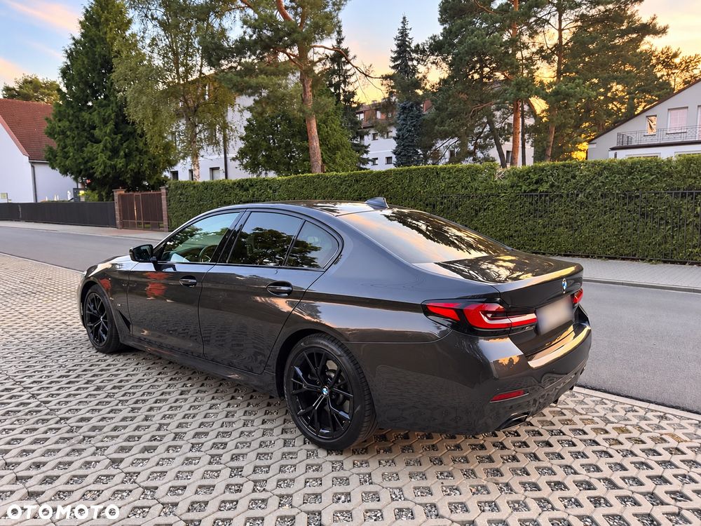 BMW Seria 5 520d xDrive MHEV M Sport sport - 5