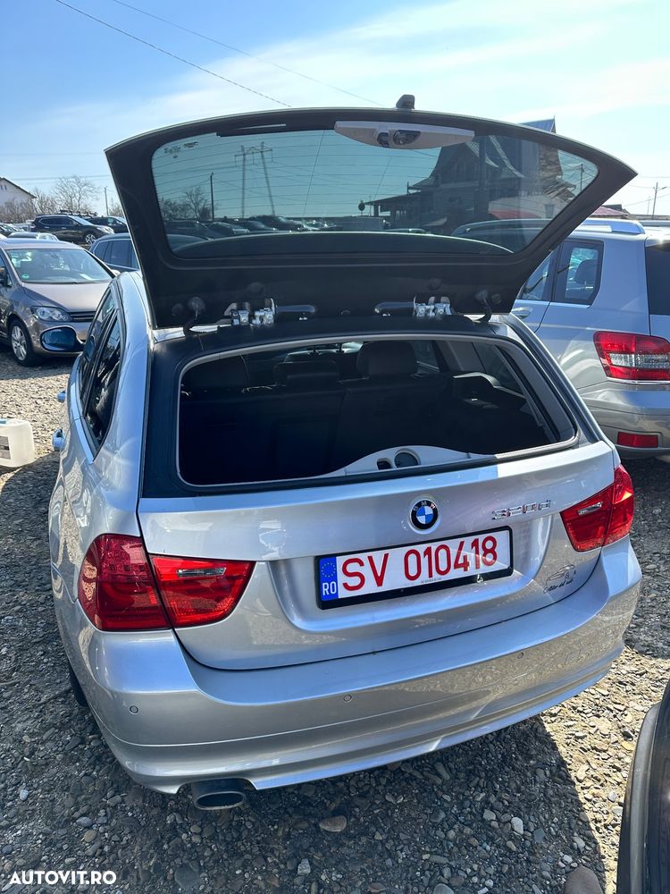 BMW Seria 3 320d xDrive Aut. Edition Exclusive - 10