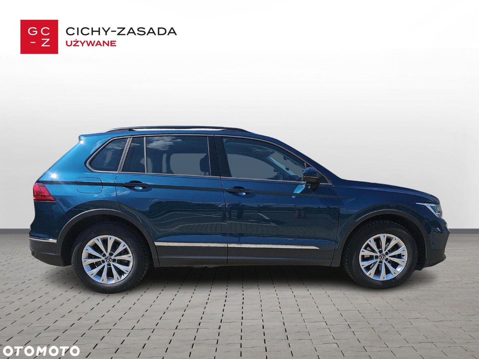 Volkswagen Tiguan - 8