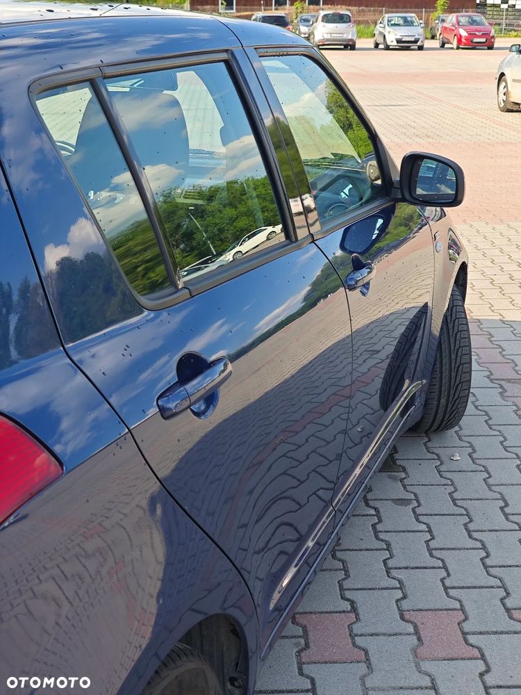 Suzuki Swift - 10