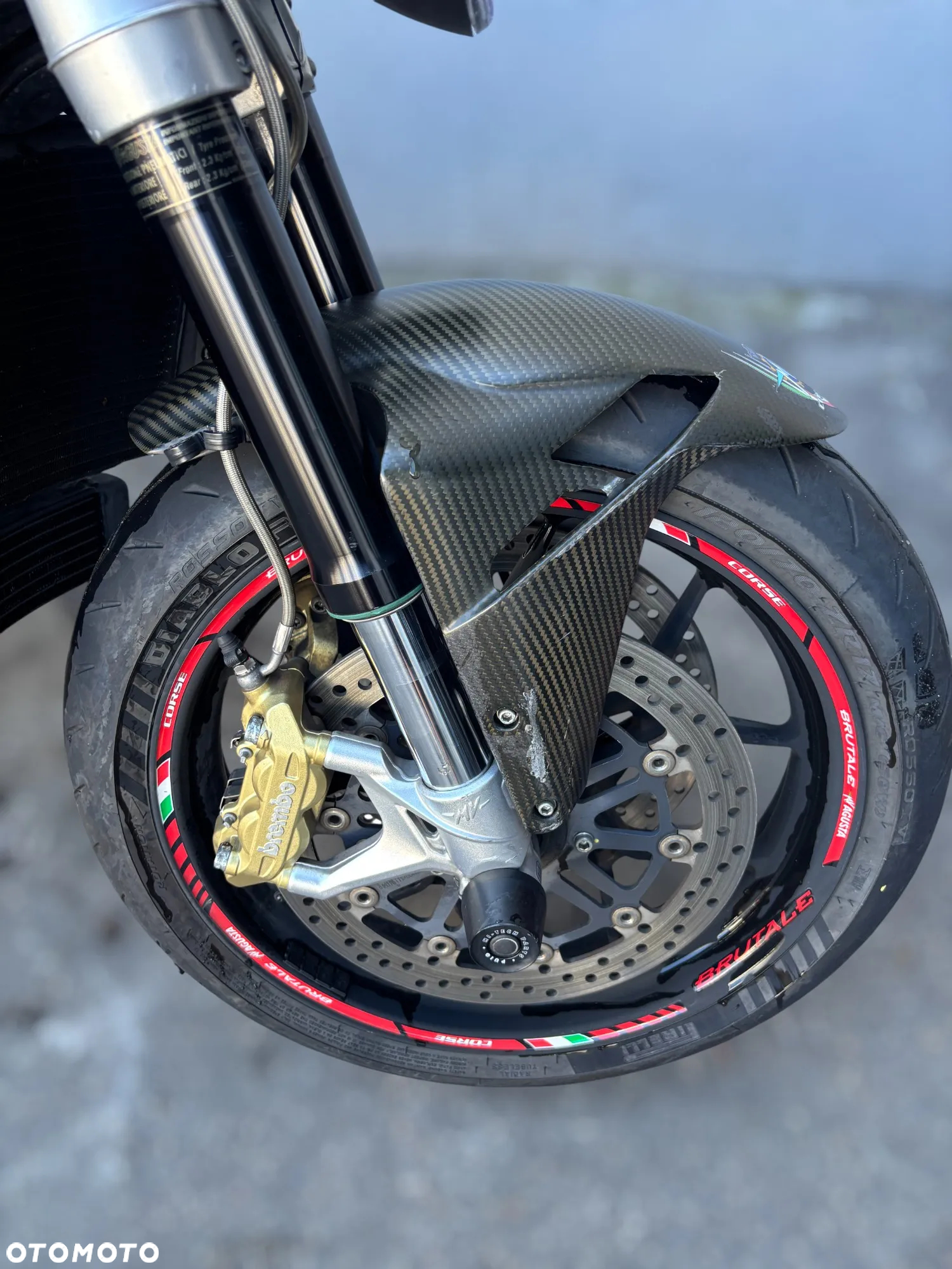 MV AGUSTA Brutale - 9